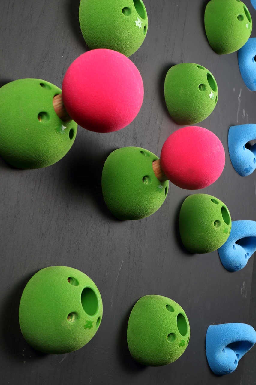 Peg Board Bombs/Balls 3.5 inch (Set of 2) | Atomik Climbing Holds