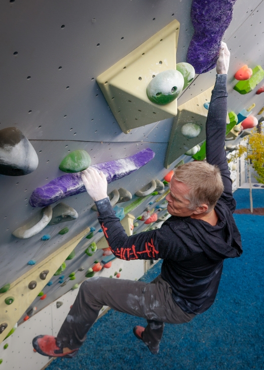 Picture of XXXL Granite Rail #1 (Neutral Incut With Crimps)
