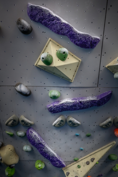 Picture of XXXL Granite Rail #1 (Neutral Incut With Crimps)