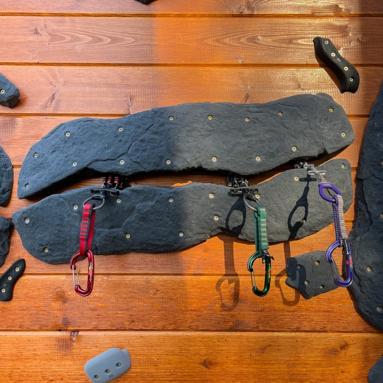 Picture of XXXL Granite Crack Sections C and D (Two Holds)