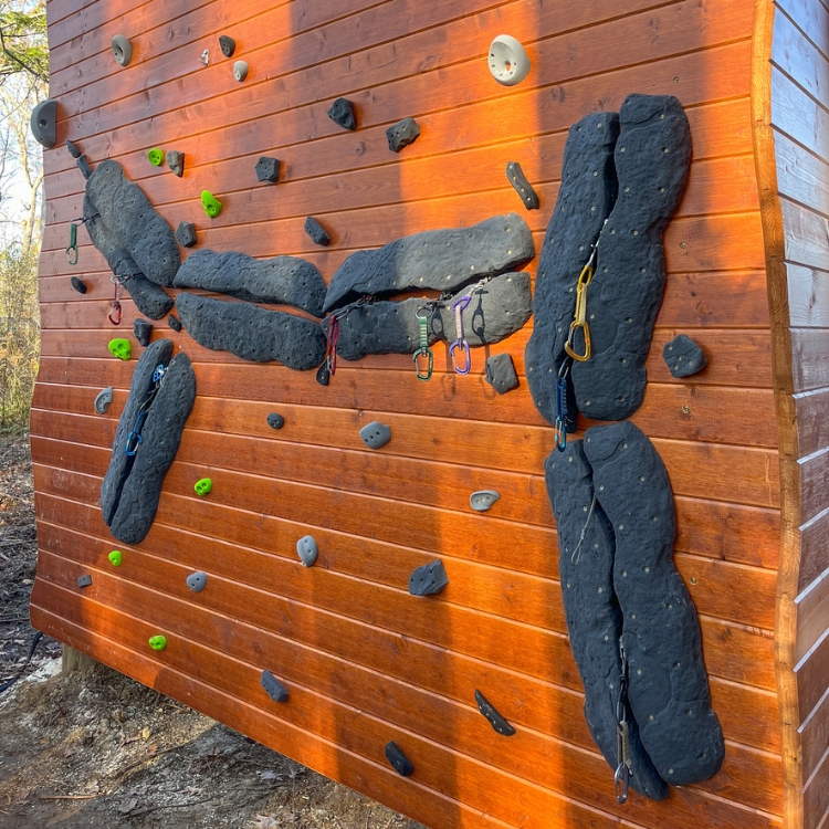 Picture of XXXL Granite Crack Sections C and D (Two Holds)