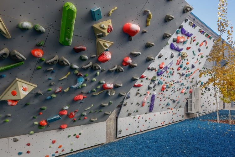 Picture of XXXL Granite Rail #1 (Neutral Incut With Crimps)
