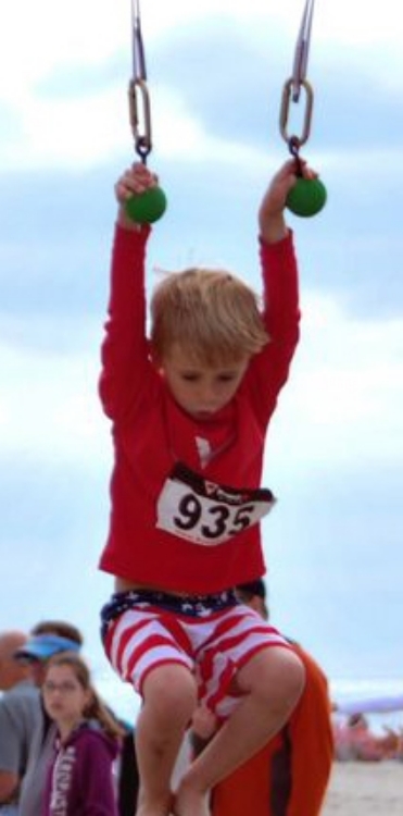 Picture of 2-1/2" Hanging Ninja Balls (Set of 2)